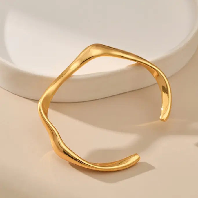 Chic Simplicity Designer Bracelet