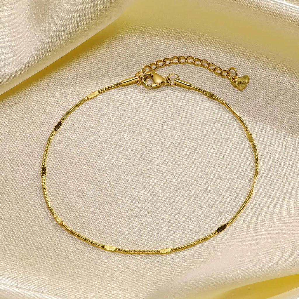 Women'S Dainty Squashed Snake Chain Anklets Jewelry, Gold Color Stainless Steel Minimalist Anklet for Daily Beach Holiday