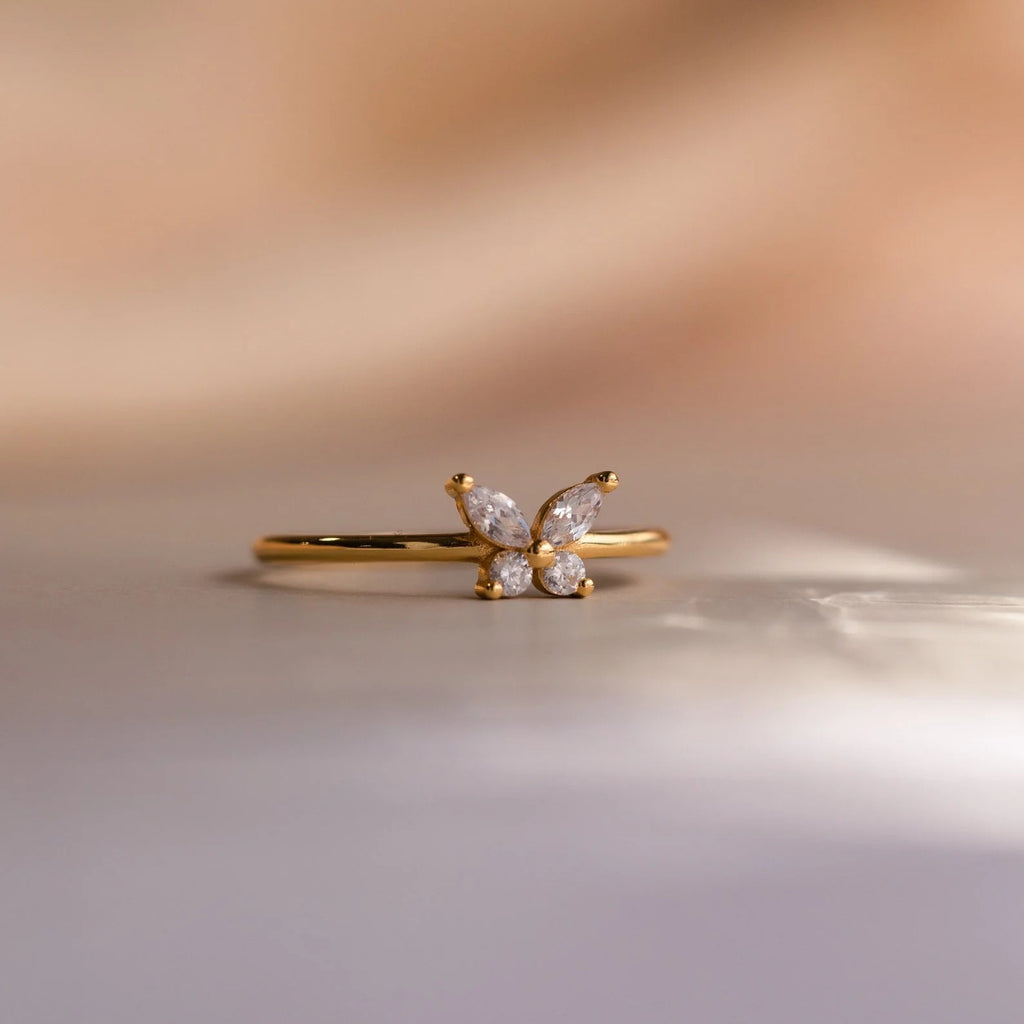 Chic Diamond Butterfly Ring